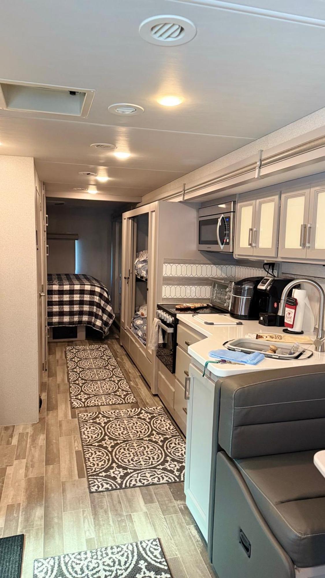 Private Cozy R/V , For Your Enjoyment Tamiami Экстерьер фото